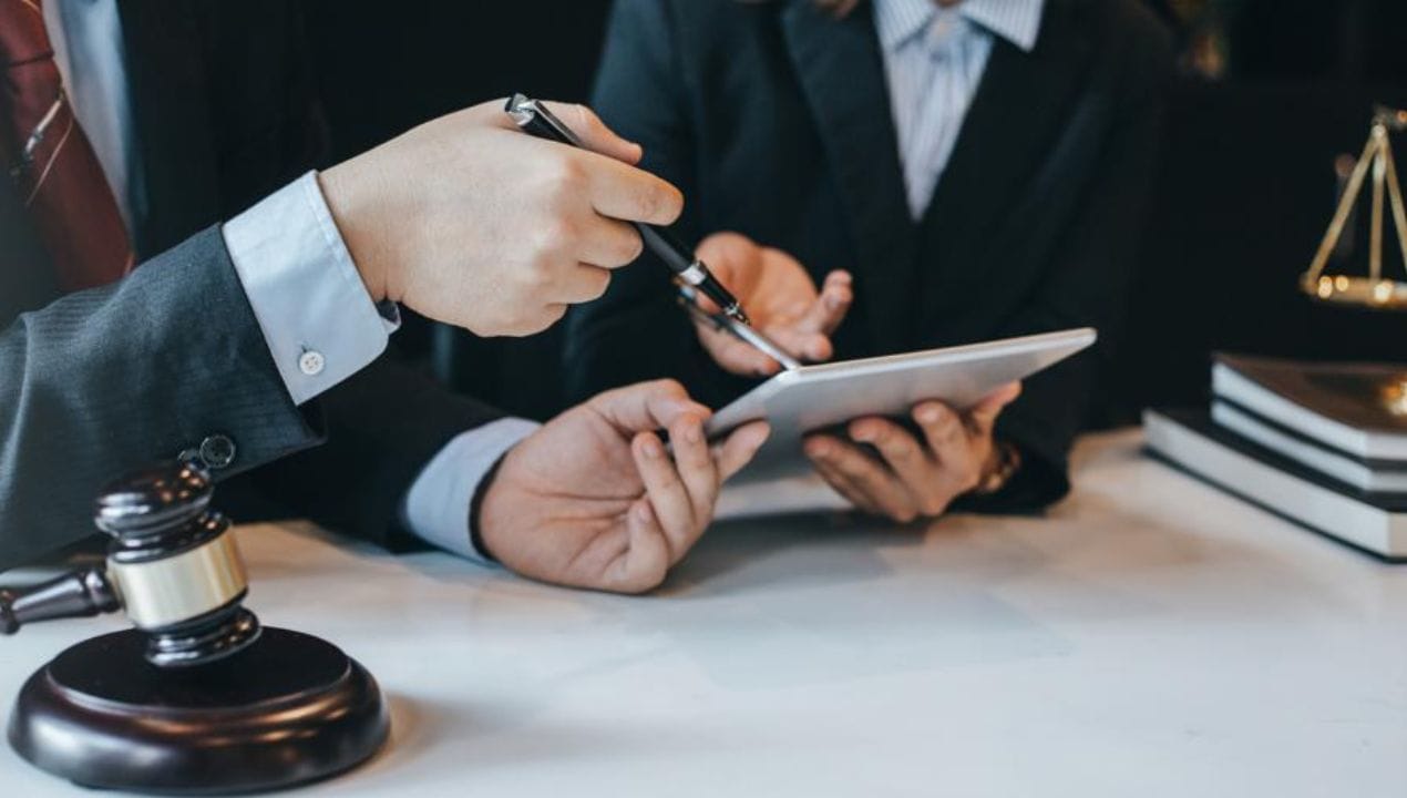 محامي مطالبات ماليه