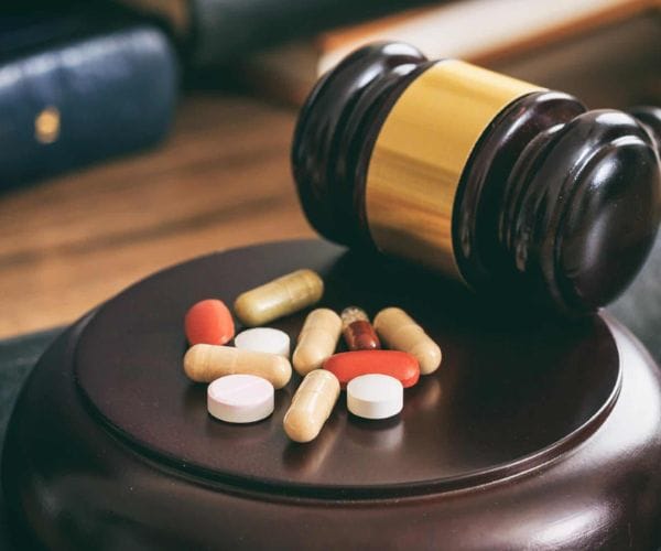 أسباب البراءة في قضايا المخدرات