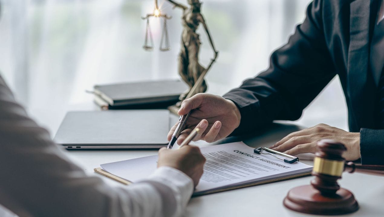 عقوبة التستر التجاري​