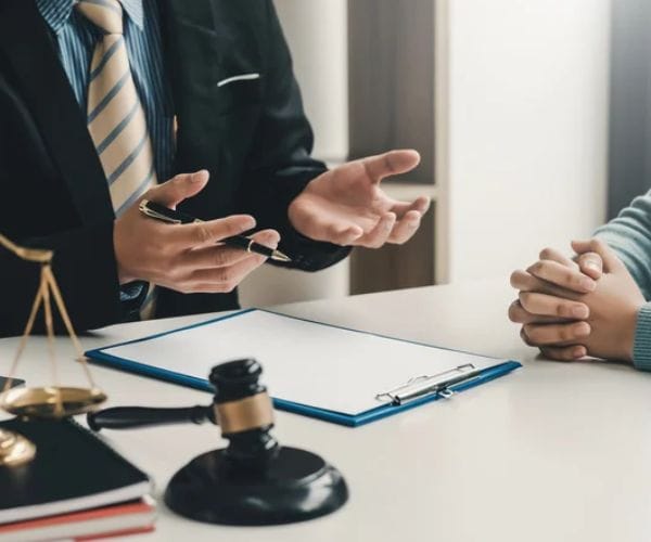 كيفية صياغة العقود التجارية
