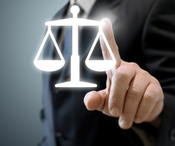 قضايا شركات تجارية