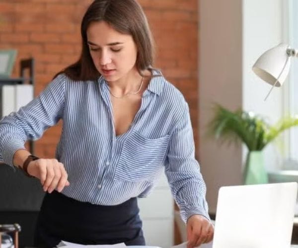 عقوبة متغيب عن العمل