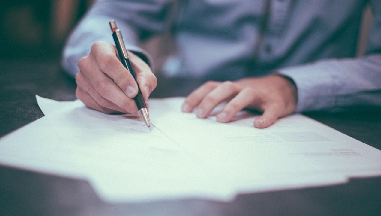 كيفية كتابة صيغة خطاب استرحام لسجين مخدرات في السعودية