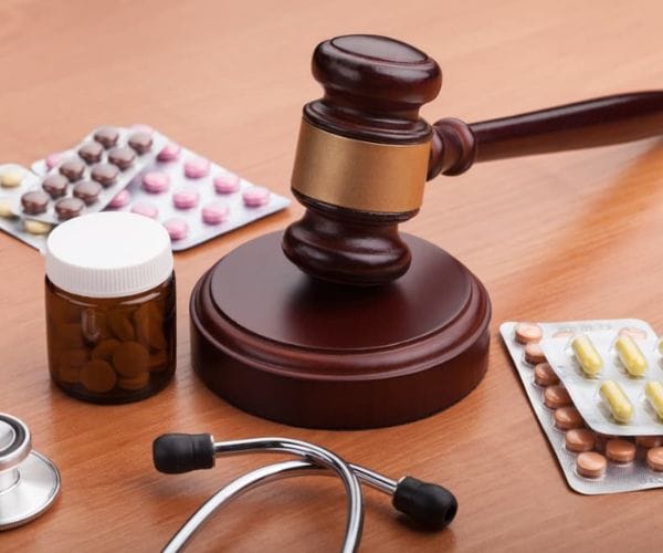 مذكرة دفاع فى جناية تعاطى مخدرات​