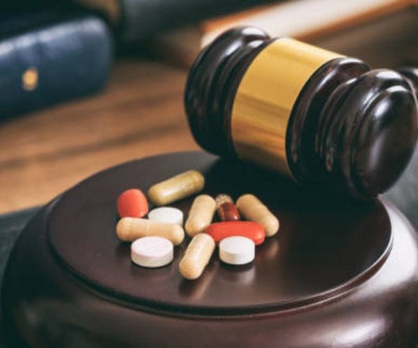 ارقام محامين قضايا مخدرات​