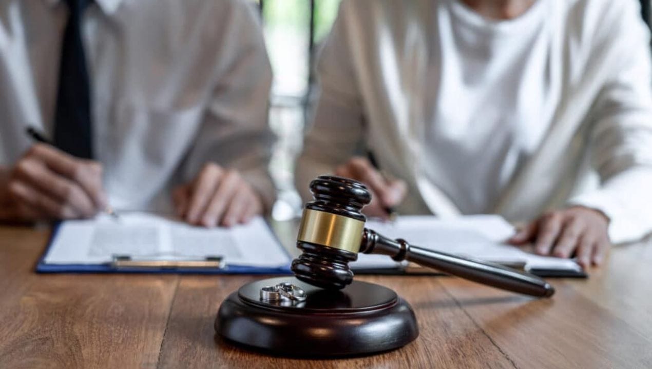 هل يمكن رفع قضية نفقة بدون طلاق​ في السعودية ؟