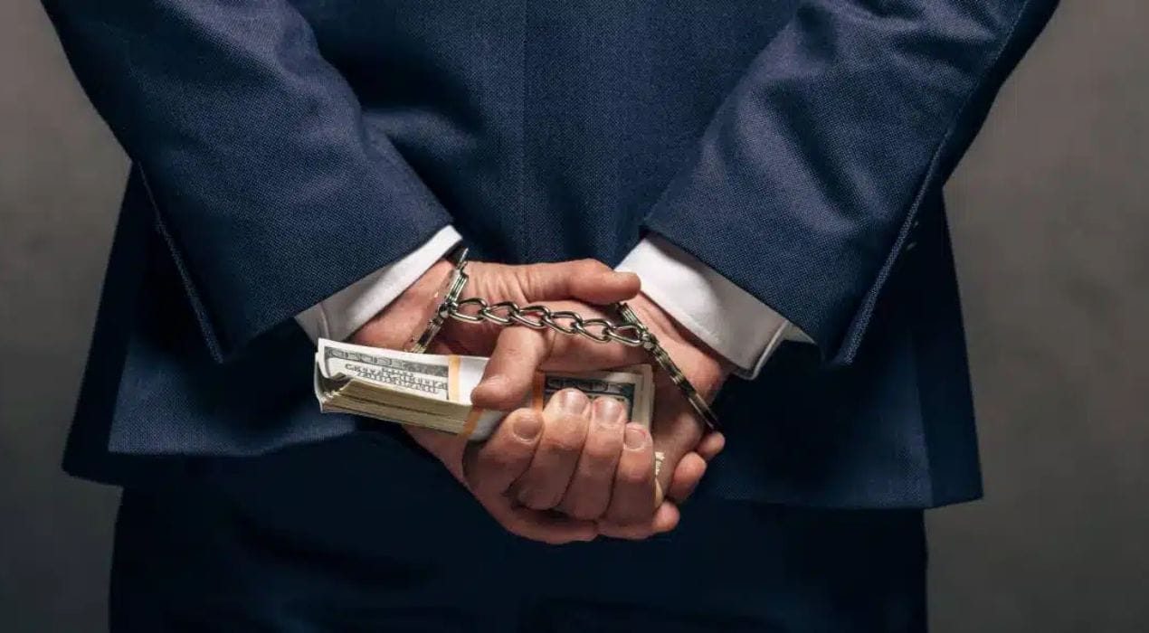 عقوبة الاختلاس في القطاع الخاص​