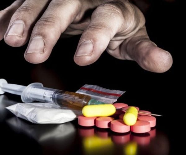 عقوبة الهروب من مكافحة المخدرات
