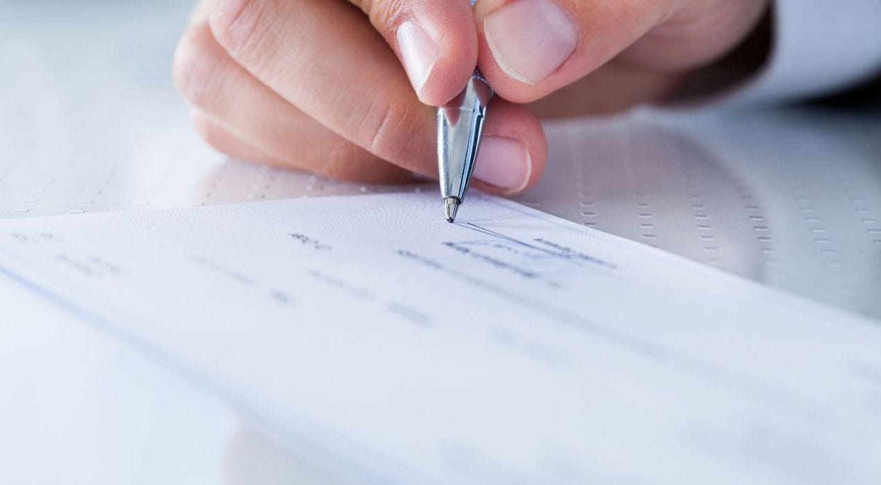 عقوبة تزوير التوقيع