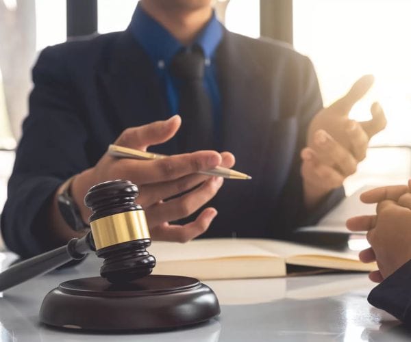 محامي قضايا شركات