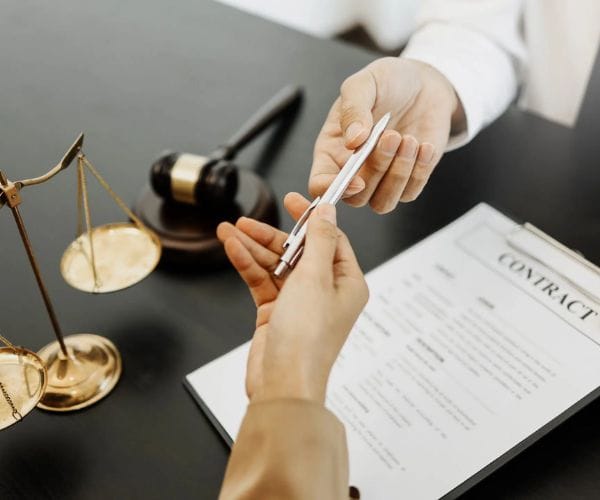 استشارة محامي عمالي