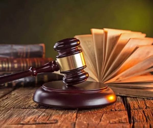 محامي قضايا اداريه