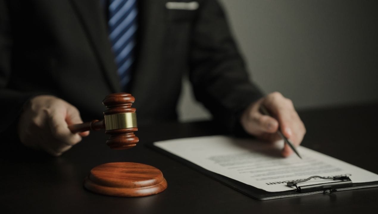 محامي قضايا اداريه